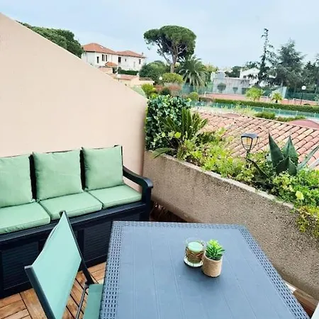 Apartment Blue Bay Home, Tennis, Piscine, Boulodrome Antibes
